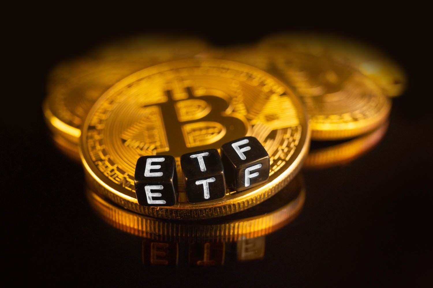 Bitcoin ETFs Lose $1.22 Billion in Fourth Week of Outflows Amid Market  Correction | Yellow.com