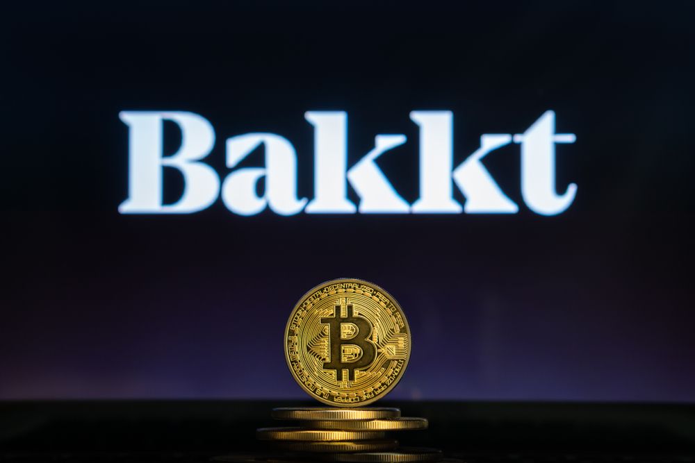 Bakkt adquiere al proveedor de stablecoins DTR mientras sus acciones suben un 10%
