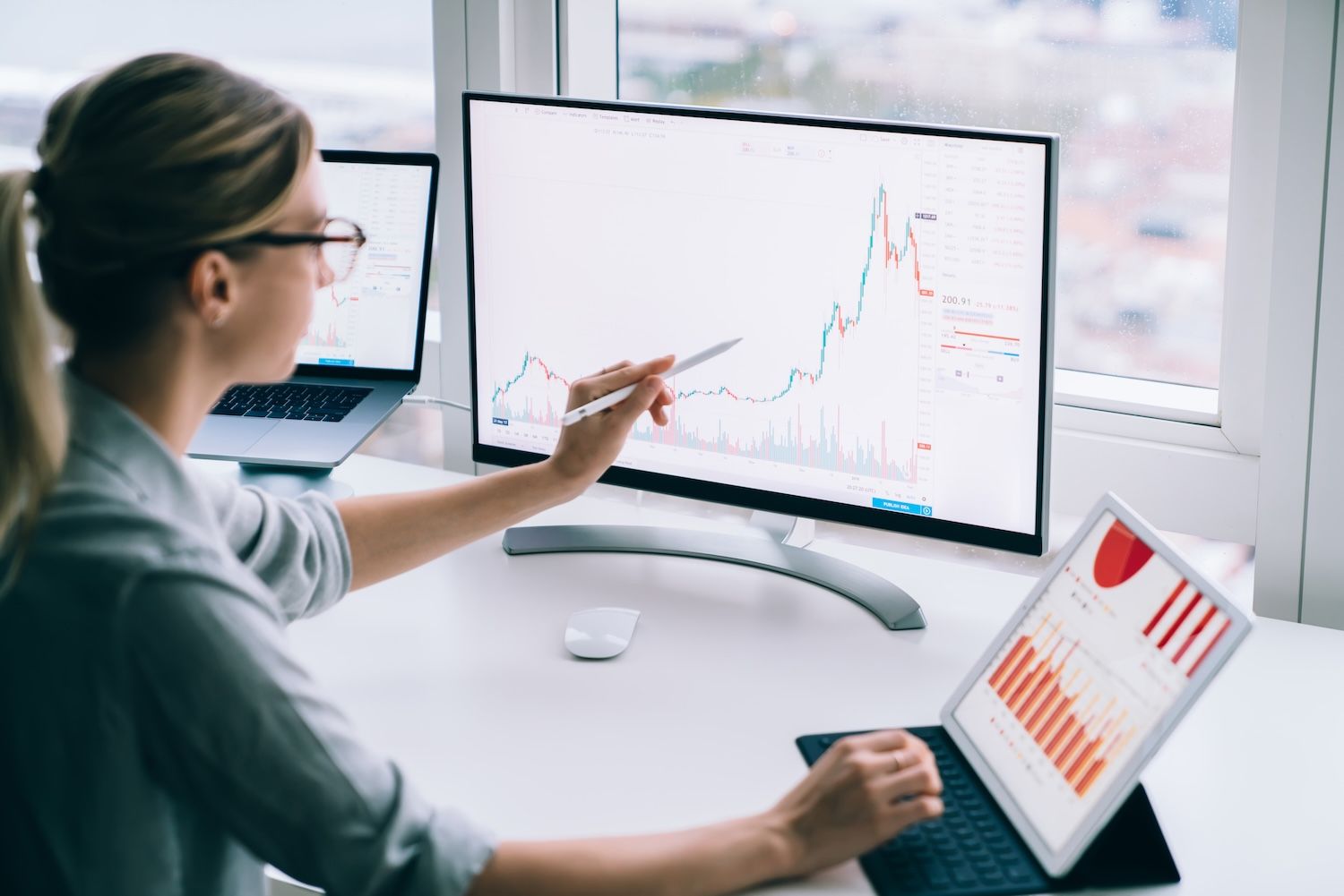 Ethereum DeFi Trails 2021 Peak By $17 Billion Despite Record ETH Prices