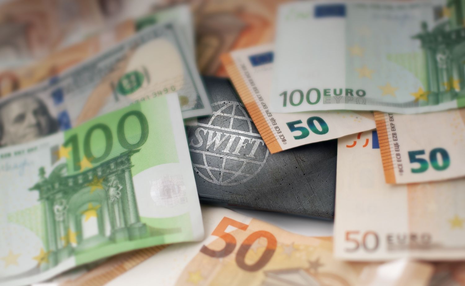 XRP 対 SWIFT: なぜ銀行はリップルの高速性よりも「遅い」従来システムを選ぶのか | Yellow.com