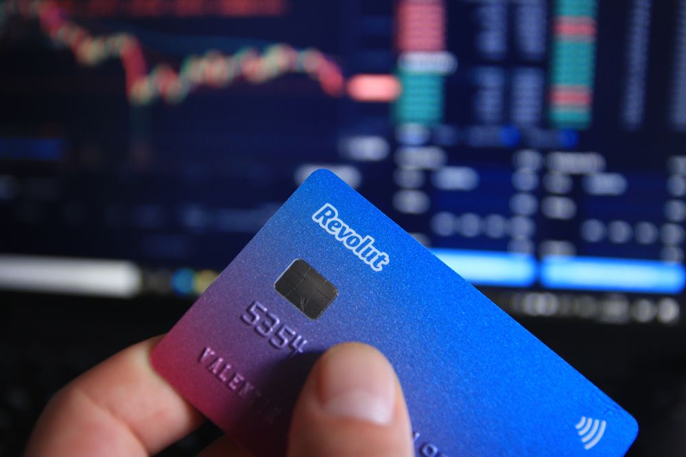 Revolut Resumes Crypto Staking in Hungary After Legal Pause Over New Law