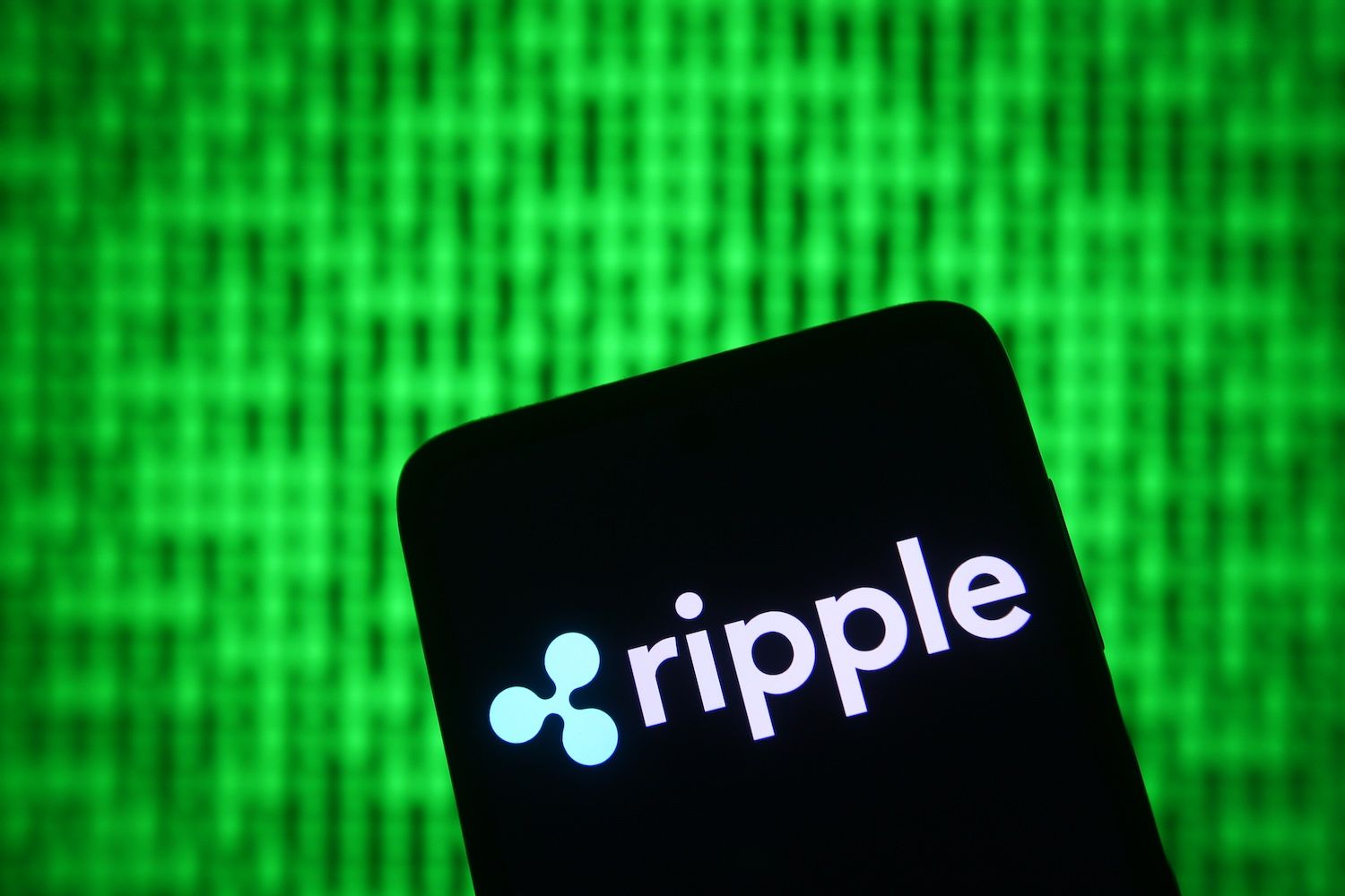 XRP Drops 5% Despite $439 Million Whale Transfer Activity