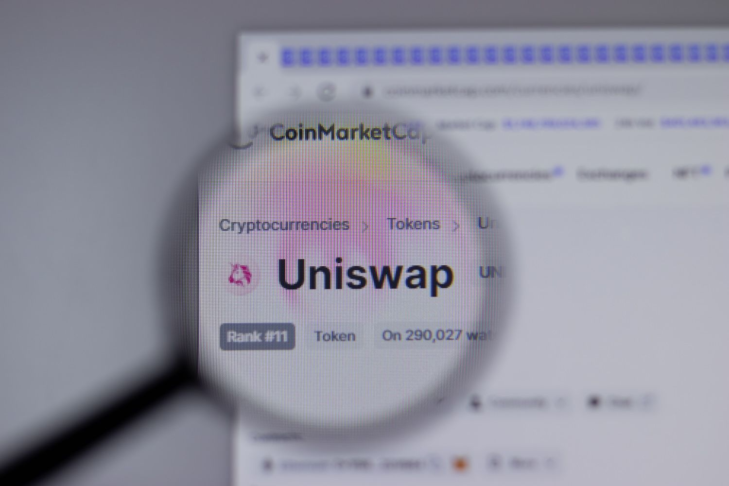 Bancor đệ đơn kiện bằng sáng chế chống lại Uniswap về công nghệ tạo lập thị trường tự động thúc đẩy hàng tỷ giao dịch tiền mã hoá, Postmodern Studio/Shutterstock