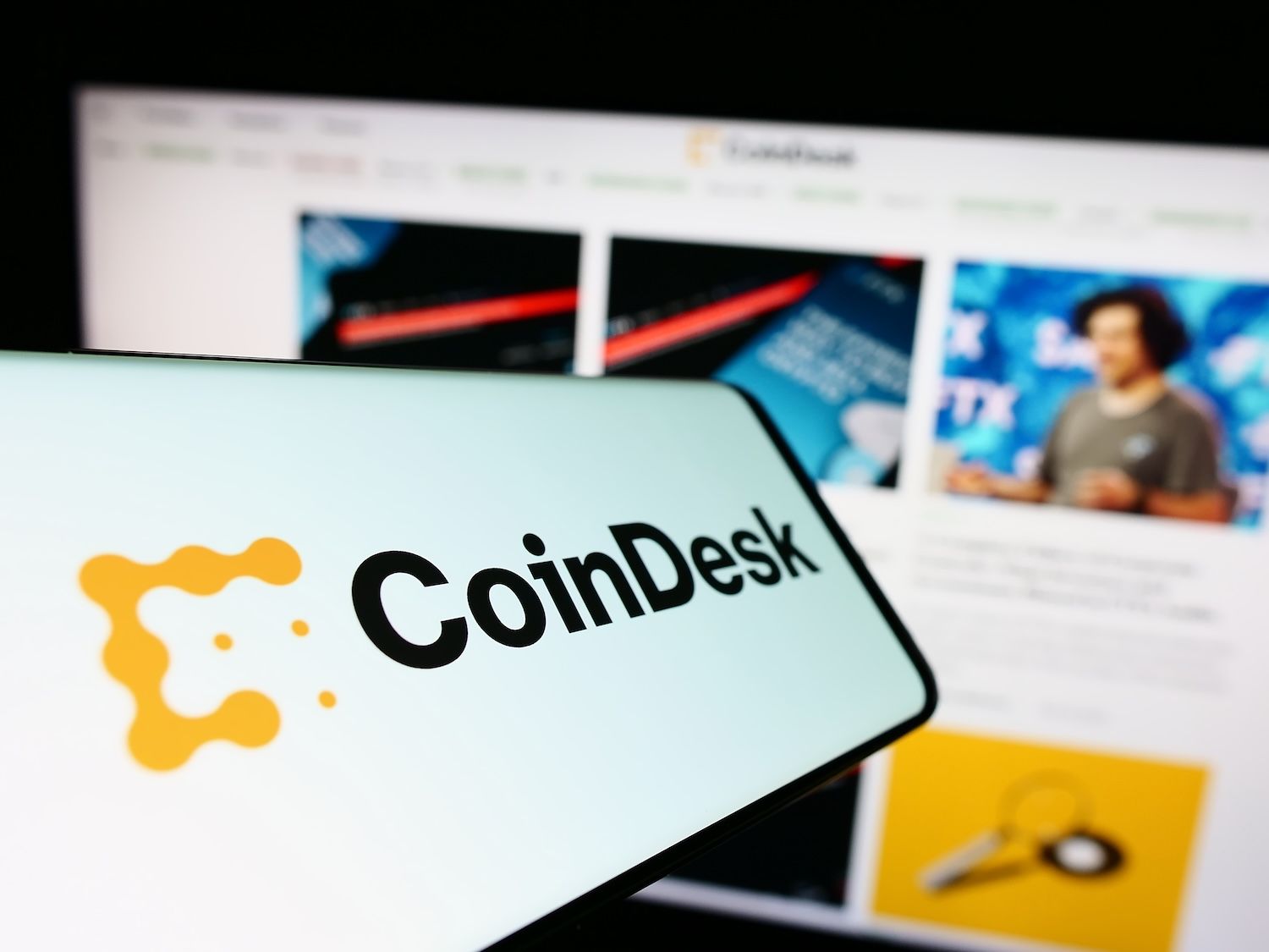 CoinDesk Owner Bullish Targets $4.2 Billion Valuation in Public Offering