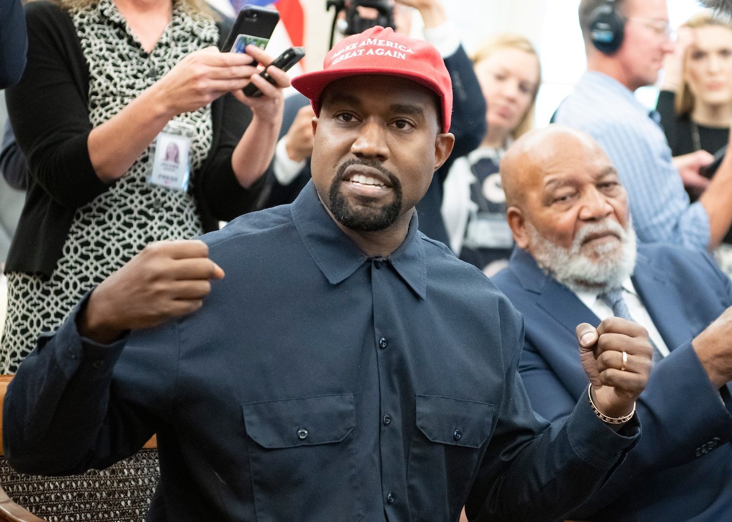 Same Traders Who Made $100 Million on TRUMP Coin Surface in YZY Launch, Experts Claim