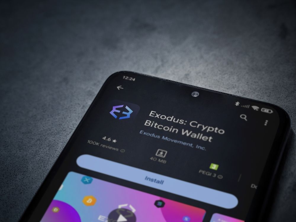 Crypto Security Breach: Malicious Code Targets Atomic, Exodus Wallets/Shutterstock