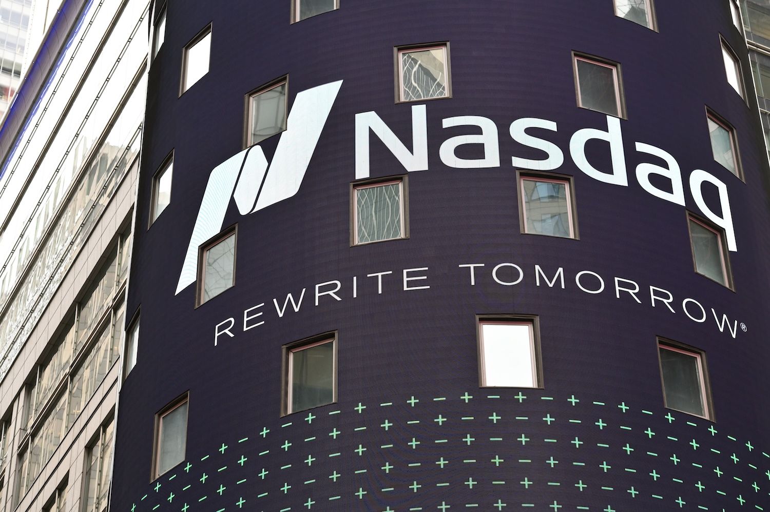ReserveOne Targets $1 Billion Nasdaq Listing Through Crypto SPAC Merger