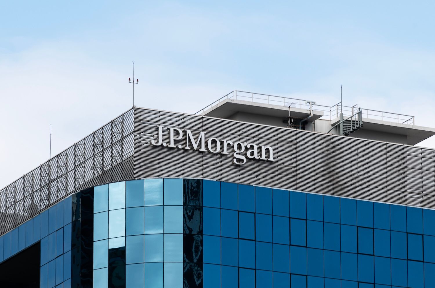 J.P.Morgan Challenges Trillion-Dollar Stablecoin Projections As 