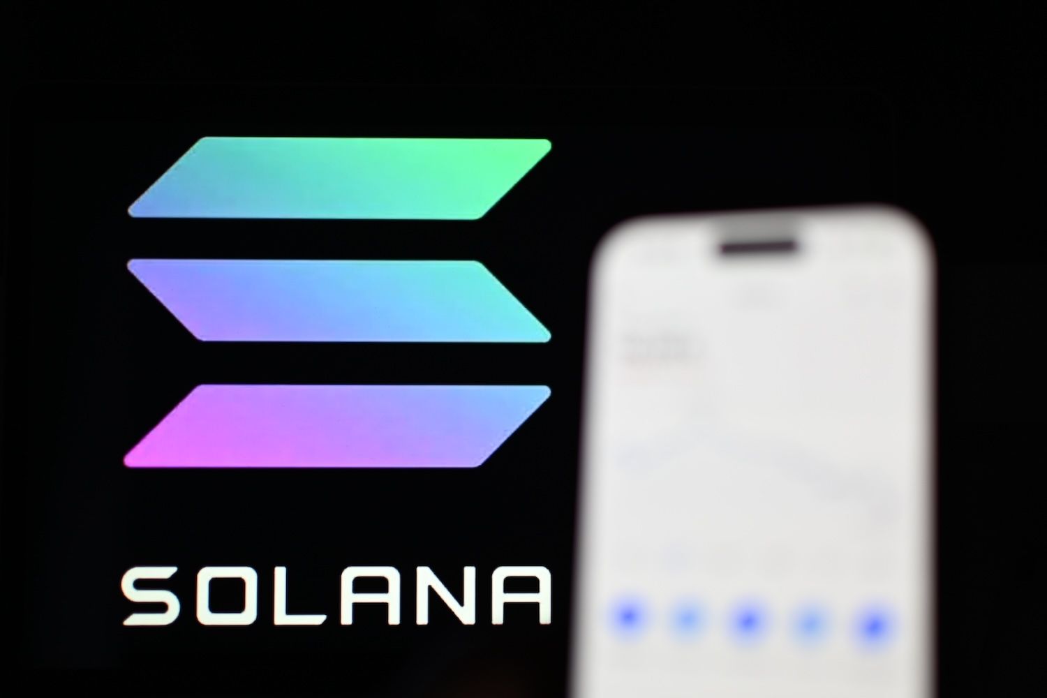 Solana Tests Key Levels With $150 Breakthrough Critical For Sustained Gains