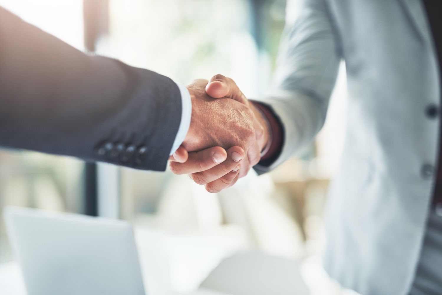 desktop-own-app-e-dna-fund-collaborano-per-guidare-ladozione-mainstream-delle-criptovalute-attraverso-leconomia-dei-creator