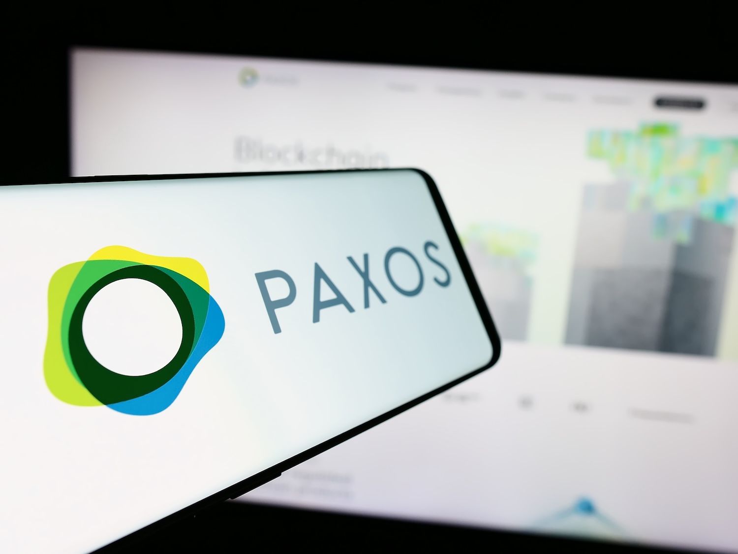 Paxos Targets National Trust Bank Status Following Circle, Ripple Moves
