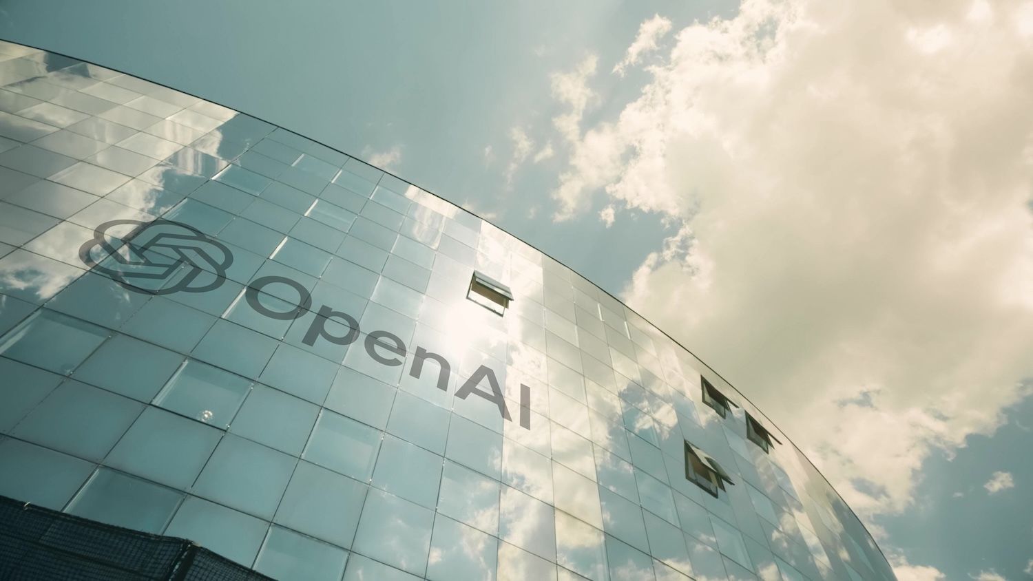 desktop-openai、7月単月の売上高が第2四半期全体を上回る-cfoが社内説明