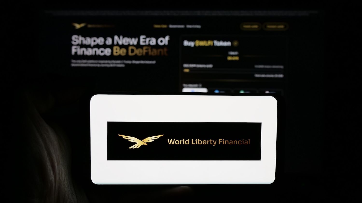 Trump Media geht Partnerschaft mit Crypto.com für $1 Milliarde CRO Treasury  Strategie ein | Yellow.com