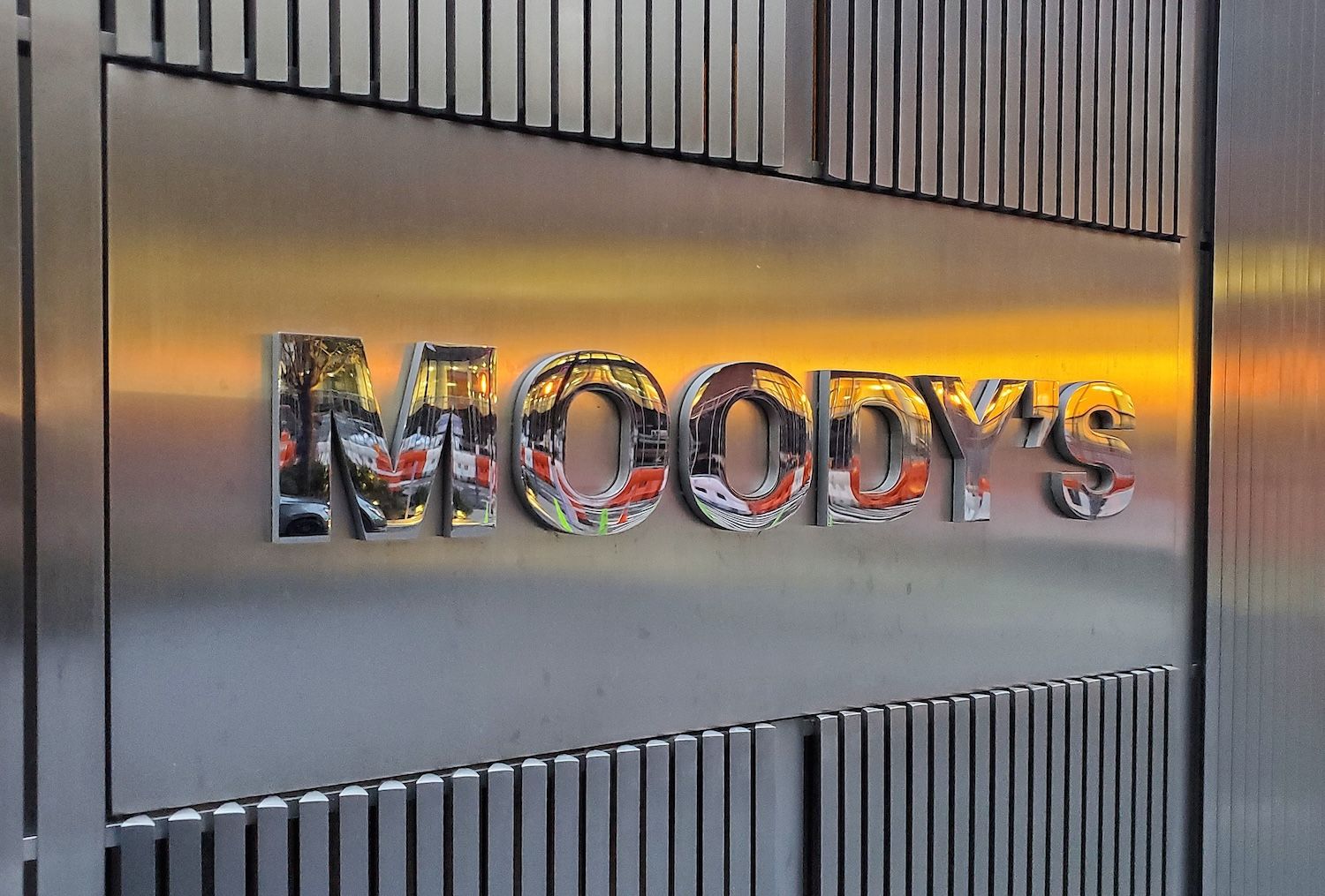 desktop-classificações-da-moody’s-entram-em-operação-na-solana-em-primeira-para-uma-blockchain-pública