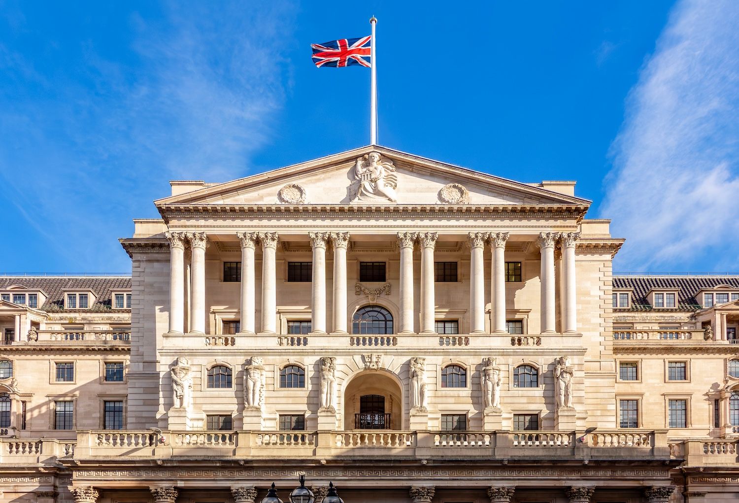 Bank Of England Bets £40B Issuance Cap Can Replace Stablecoin Restrictions