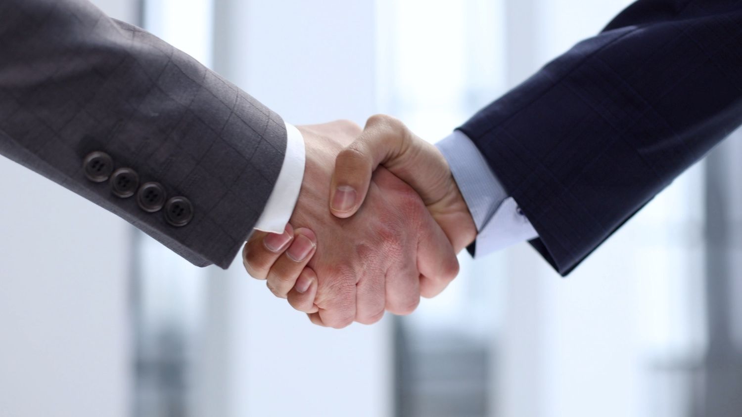 Farcaster переходит в новые руки: Neynar покупает протокол, ранее оценённый в $1 млрд
