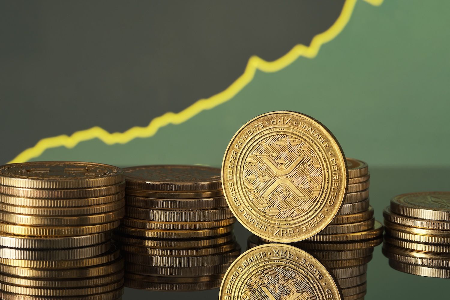 ビットコインが1億5,100万ドルの流出の中、 XRPはETF流入1億6,400万ドルで3ドル水準を視野に