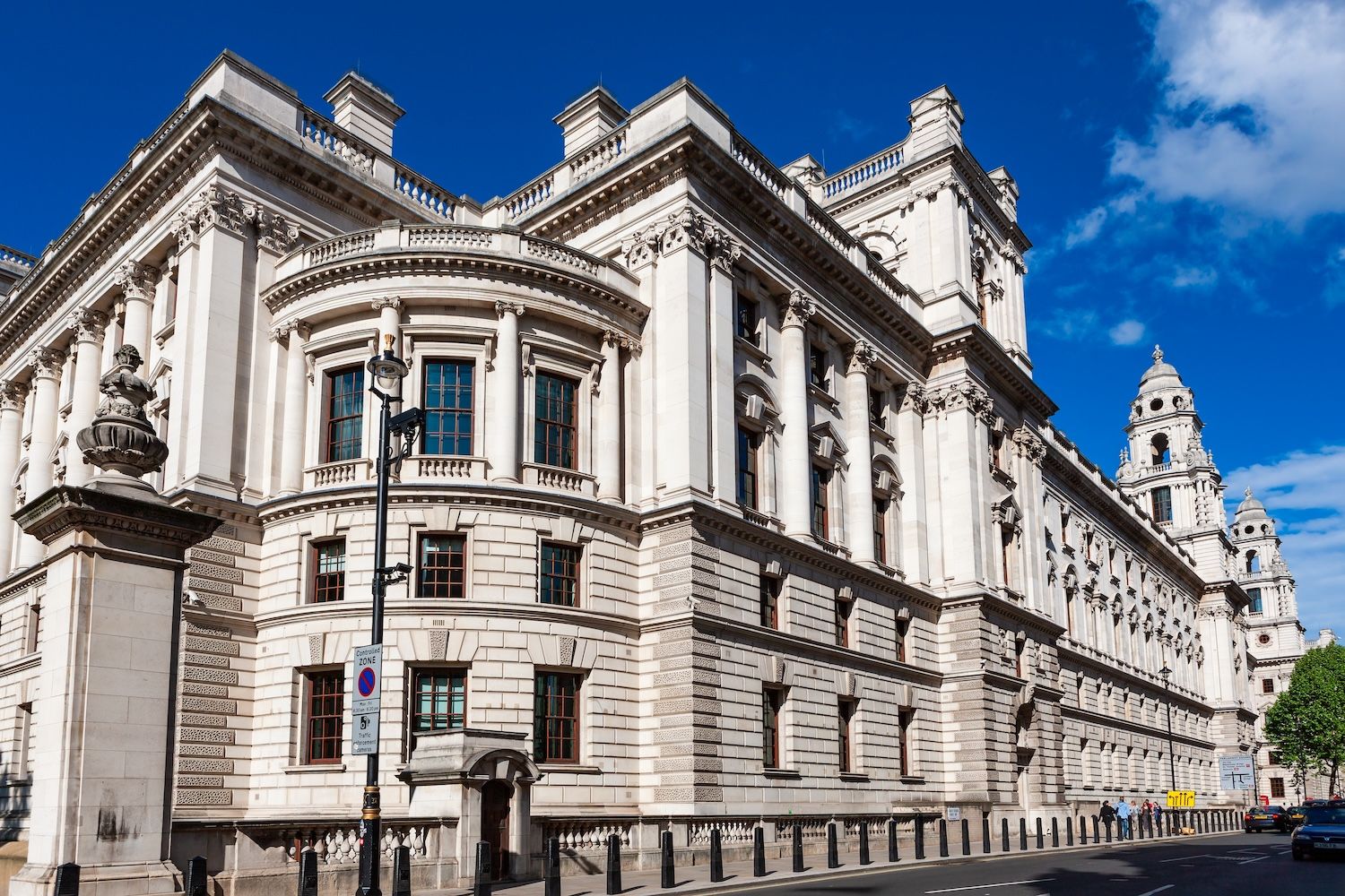 英国、暗号資産規制の開始時期を2027年10月と発表 | Yellow.com