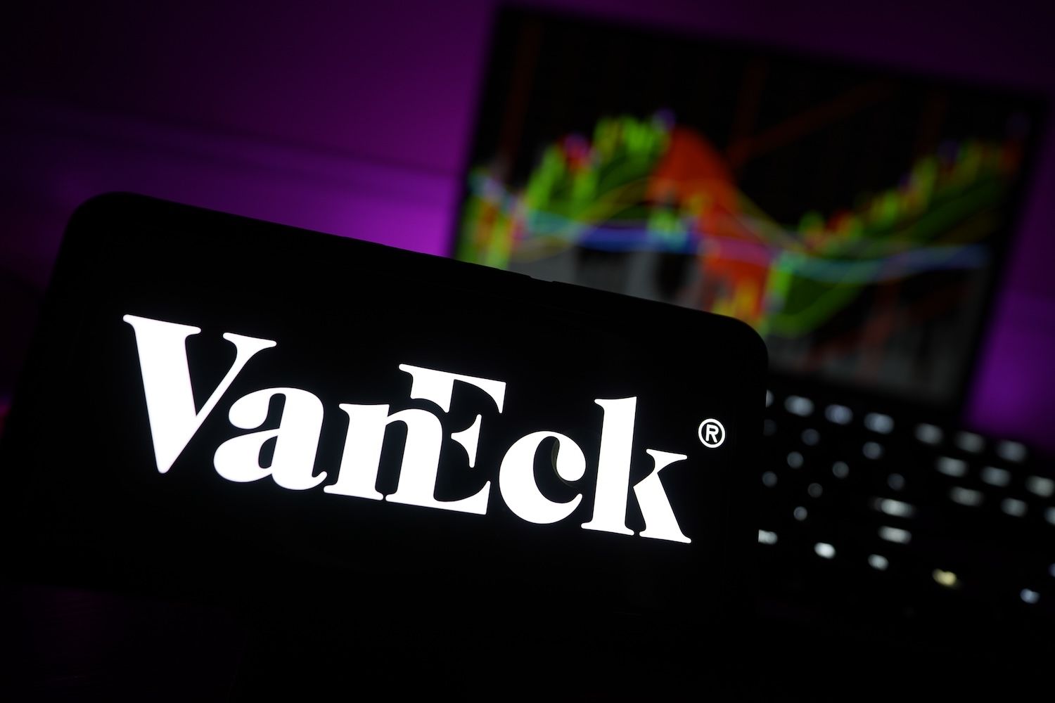VanEck Files Second Amendment For BNB ETF Seeking Nasdaq Listing Under VBNB  Ticker | Yellow.com