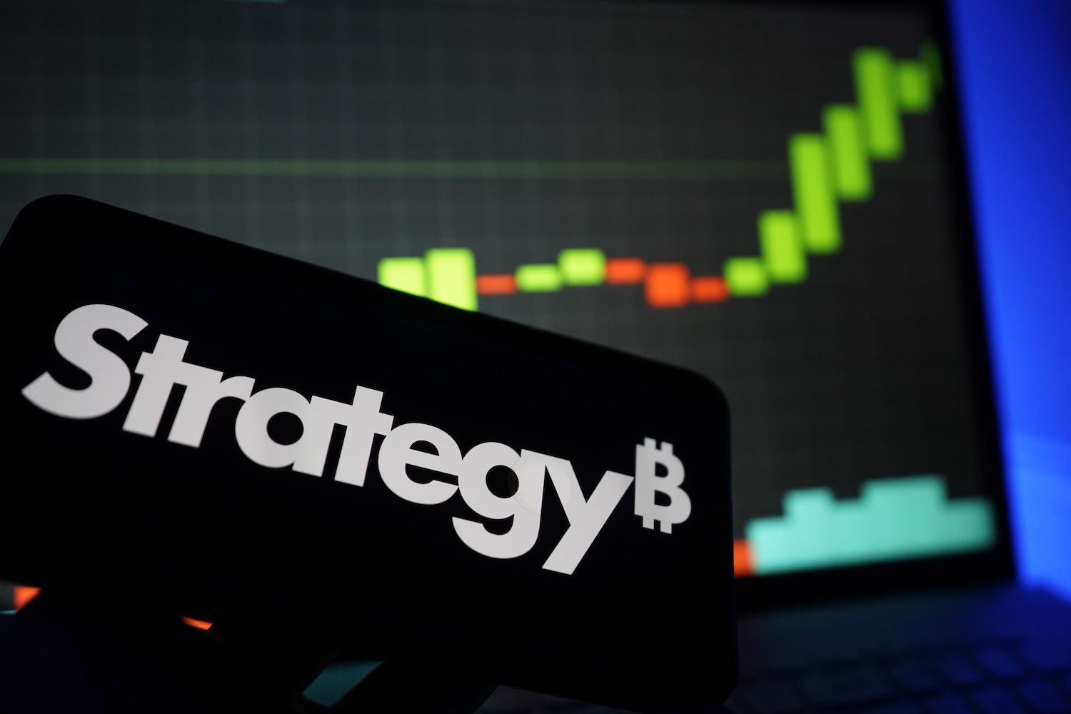 为何Strategy 的10 亿美元比特币购入未能引发市场上涨| Yellow.com