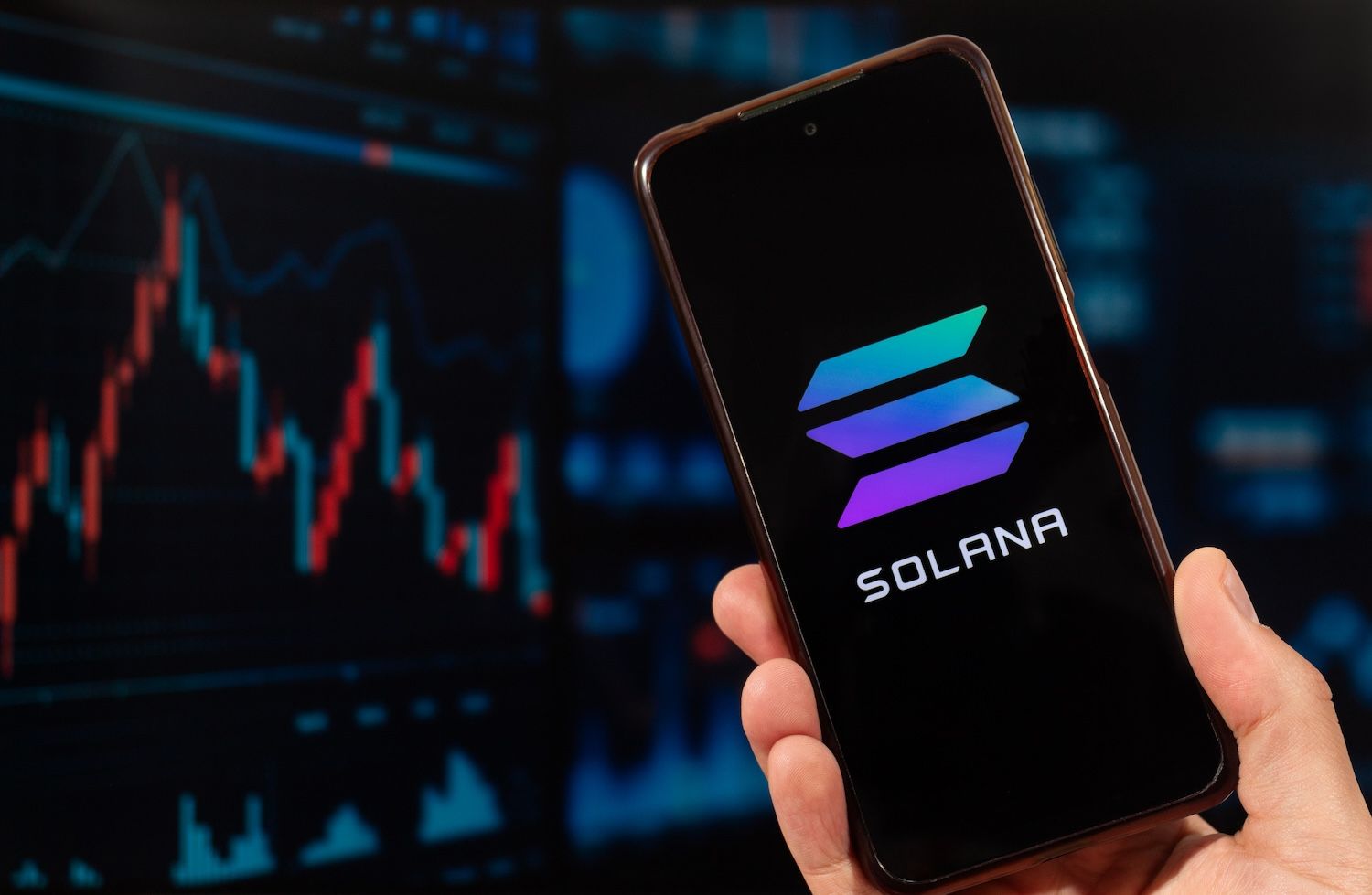 Les ETFs Solana attirent 300 millions de dollars alors que les analystes prévoient un rallye multicataire à venir