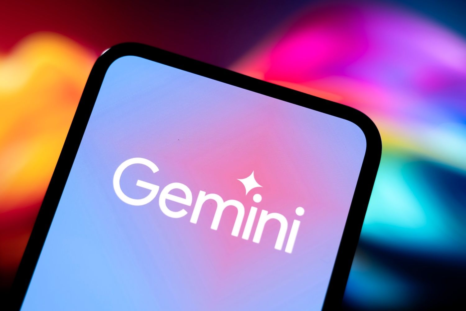 desktop-gemini-spark-od-google-obiecuje-prawdziwą-pracę-agentów-ale-budzi-obawy-o-prywatność