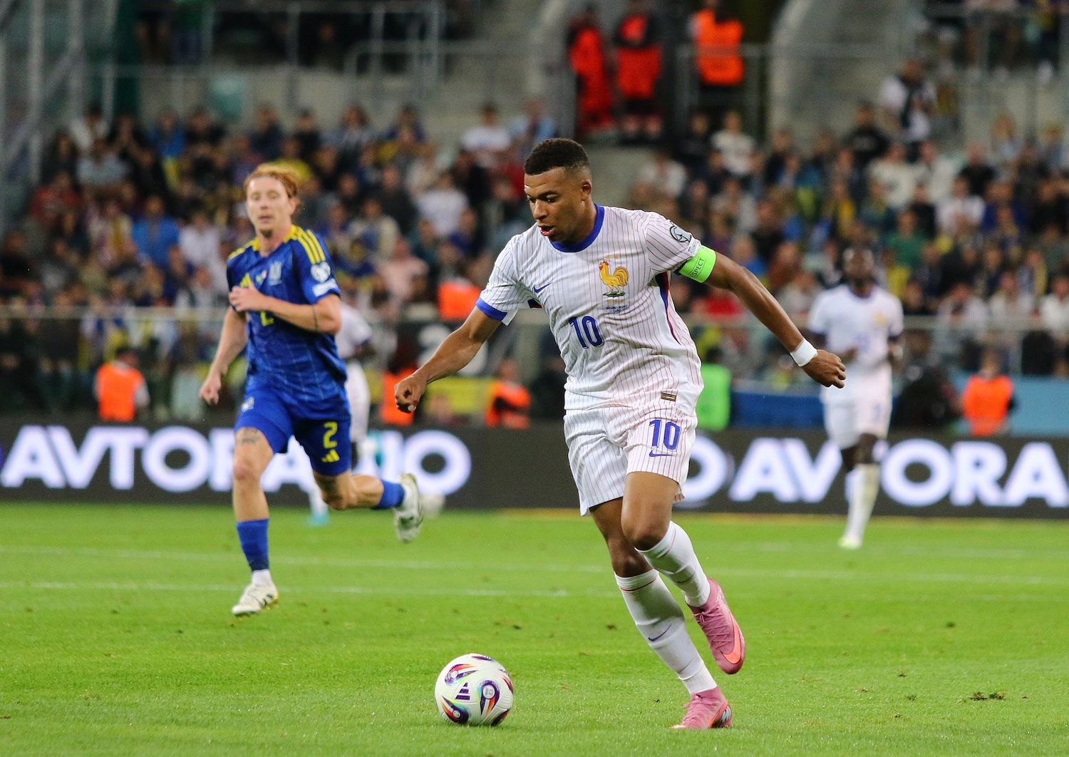 Messi Chases Mbappe In $50M Polymarket Golden Boot Showdown
