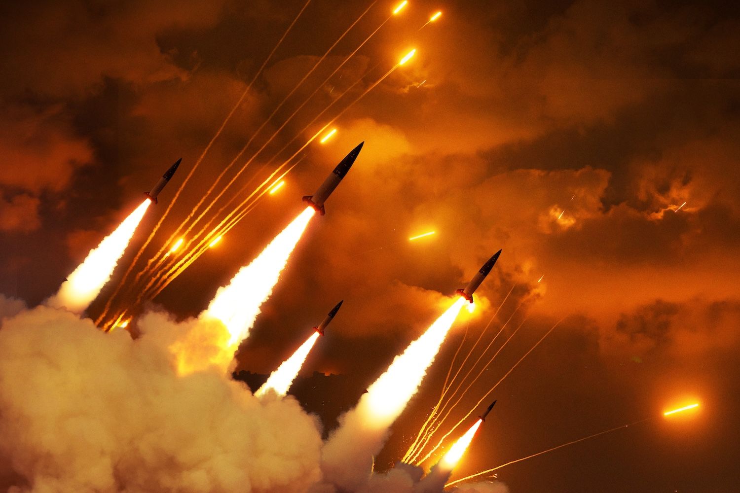 desktop-iran-war-price-375b-senators