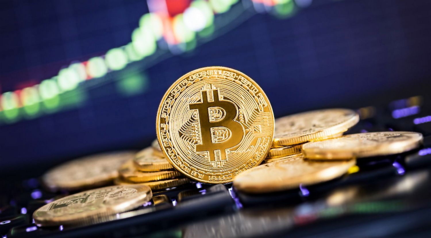 Bitcoin ETFs Shed $201.8M After BTC Falls Below $78K